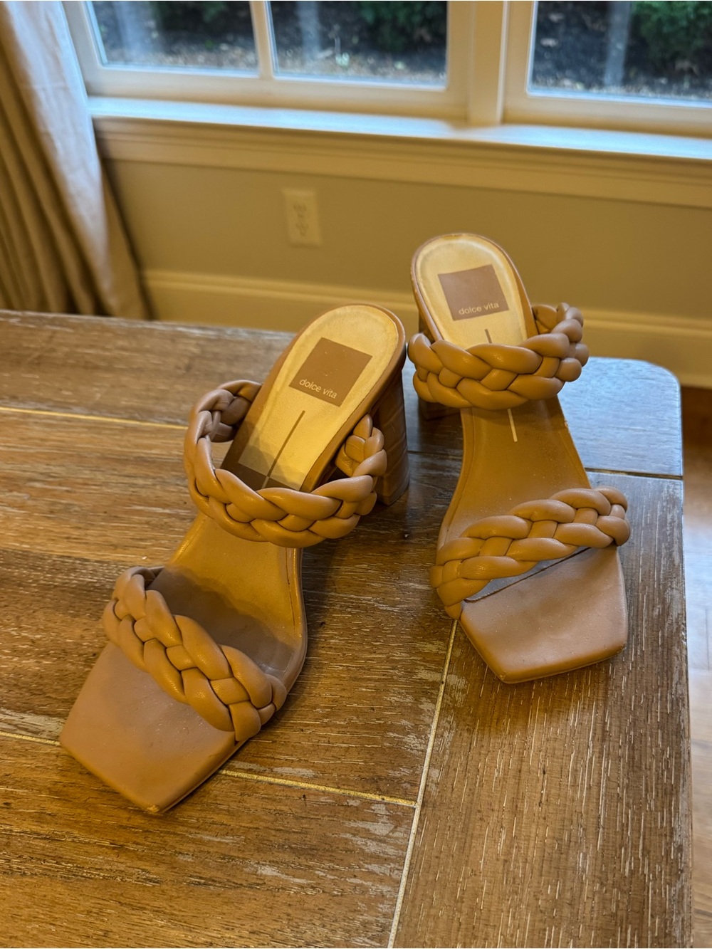 Dolce Vita Women's Braided Tan Slide Heels Size 8